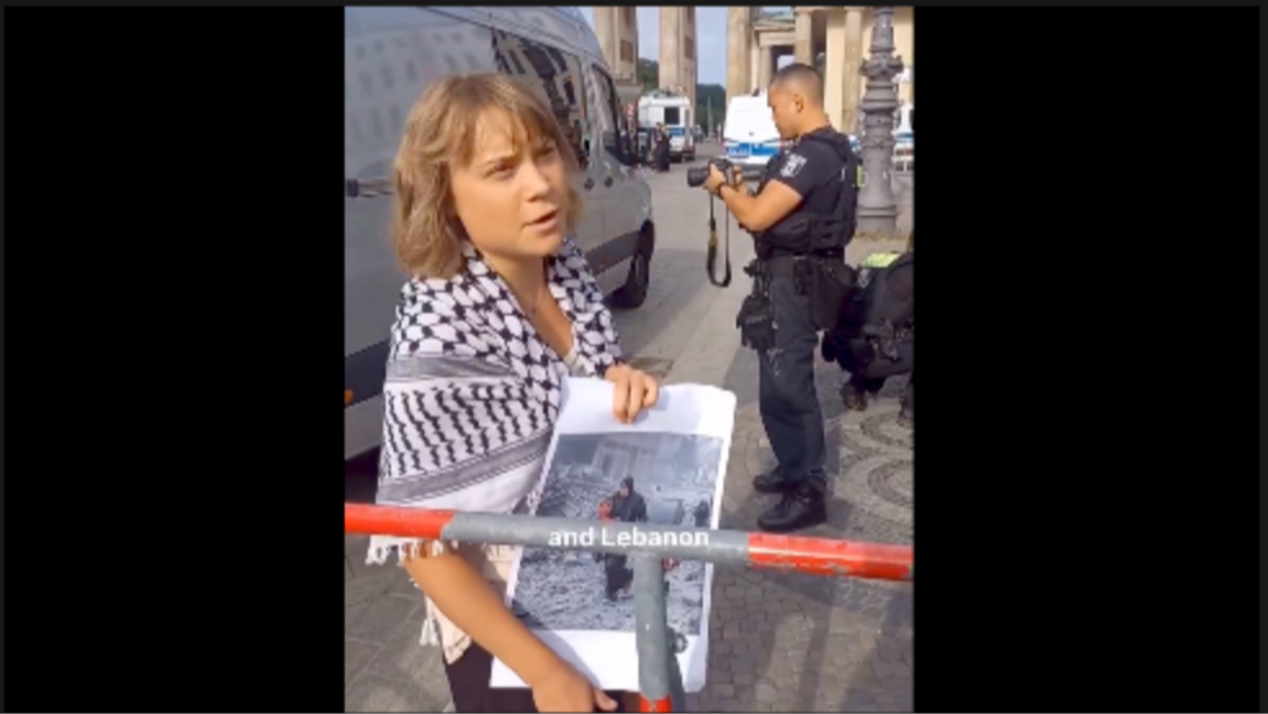 Greta Thunberg demonstrerade nästgårds från Brandenburger Tor. Foto: Faksimill C