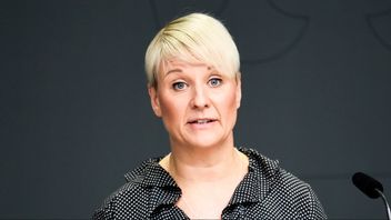 Anna Tenje (M) äldre- och socialminister, utlovar hårda tag mot bidragsfuskare utomlands. Foto: Axel Narving/TT