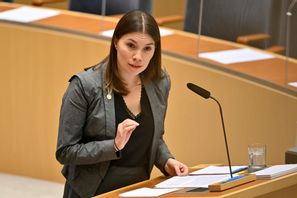 MP:s migrationspolitiska talesperson Annika Hirvonen anser att regeringens beslut är i strid med grundlagen. Arkivbild. Henrik Montgomery/TT