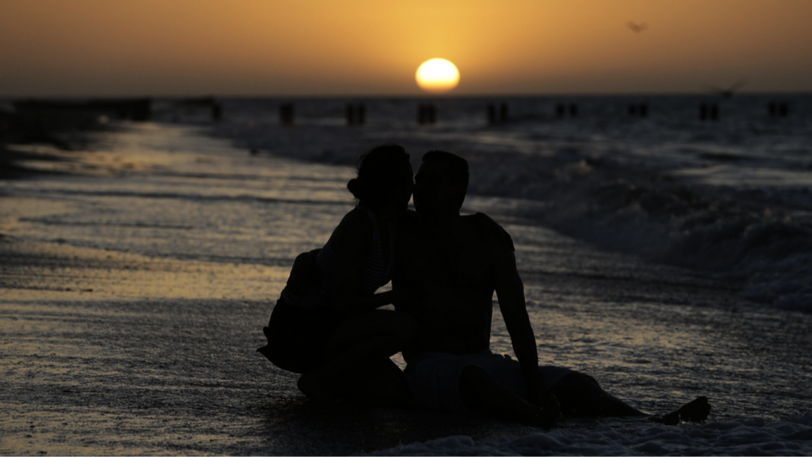 Bäst att ha alla blanketter redo och vittnen närvarande. Foto: Fernando Vergara / TT