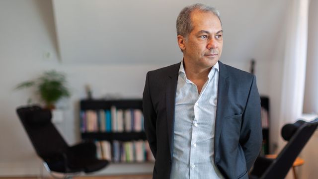 Fråga Johan: "Det går inte att luta sig mot en gardin!"