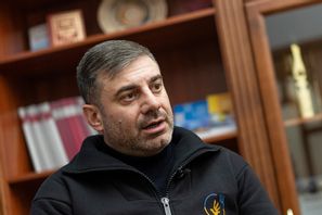 Dmytro Lubinets, Ukrainas ombudsman för mänskliga rättigheter, i Kiev i januari i fjol. Foto: Evgeniy Maloletka/AP/TT