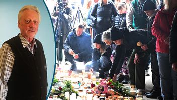 I lördags hölls en minnesstund i Skärholmen för den mördade Mikael. Foto: Fredrik Sandberg/TT