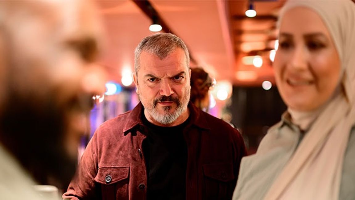 Dragomir Mrsic, programledare under en premiärvisning av första avsnitten av ”Förrädarna” på Haymarket i Stockholm. Foto: Magnus Lejhall / TT