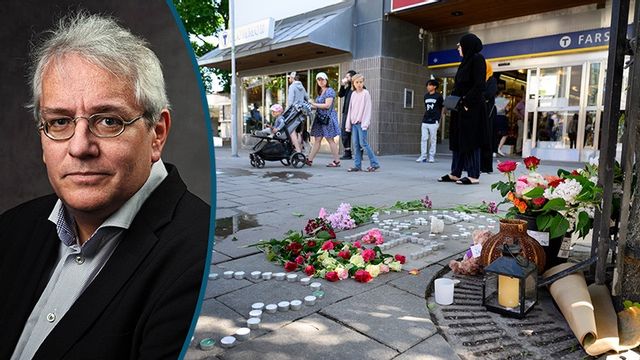 Två människor har dött och två är skadade efter lördagens skjutning i Farsta centrum. Foto: Mats Edman/Studio Artemis / 	Jessica Gow/TT 