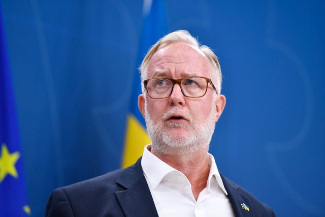 Liberalernas partiledare Johan Pehrson tappar 5 procent i Novus senaste mätning om förtroende hos svenska folket, vilket är det största tappet bland partiledarna i mätningen. Oscar Olsson/TT