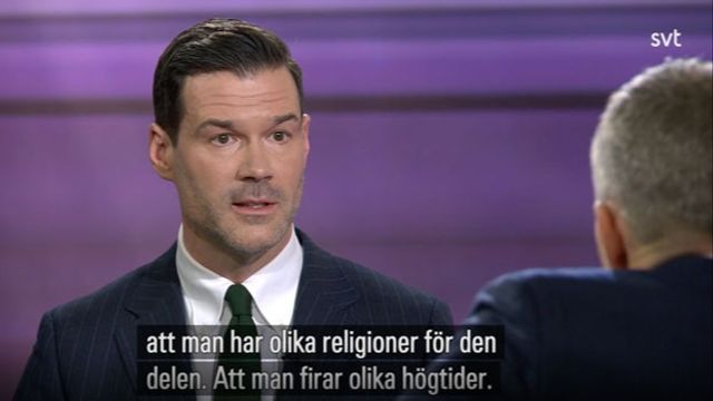 ”På många sätt finns det mycket som också berikar vårt land”, säger Johan Forssell. Foto: Faksimil SVT.