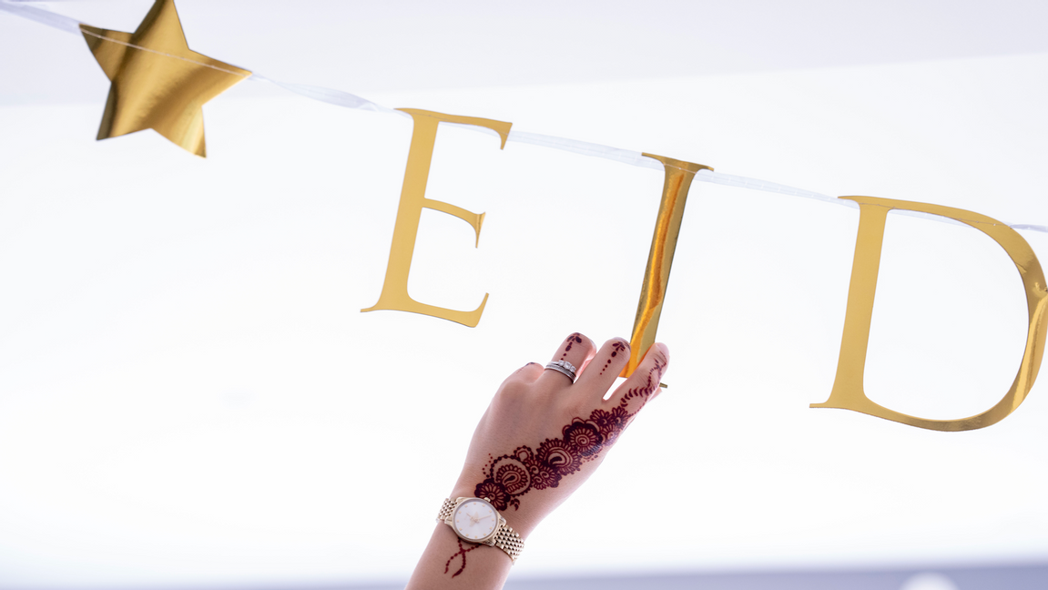 Genrebild. Eid-firandet kommer inte att äga rum i Hågelbyparken i år efter att bidragen till Ibn Rushd dragits in. Foto: Javad Parsa/NTB/TT