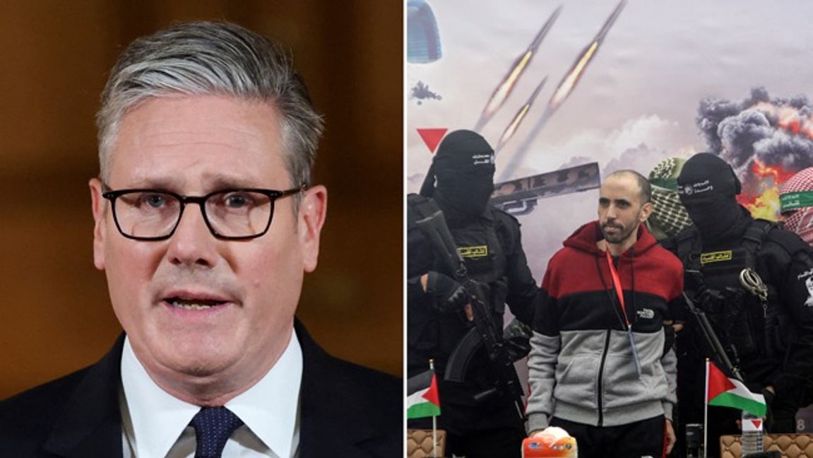 Keir Starmer, till vänster, belönar Hamas terror säger Mellanösternanalytikern Haviv Rettig Gur. Till höger den israeliske gisslan Tal Shoham, som visades upp i en bisarr ceremoni av Hamas inför jublande palestinier i Gaza tidigare i år. Foto: AP