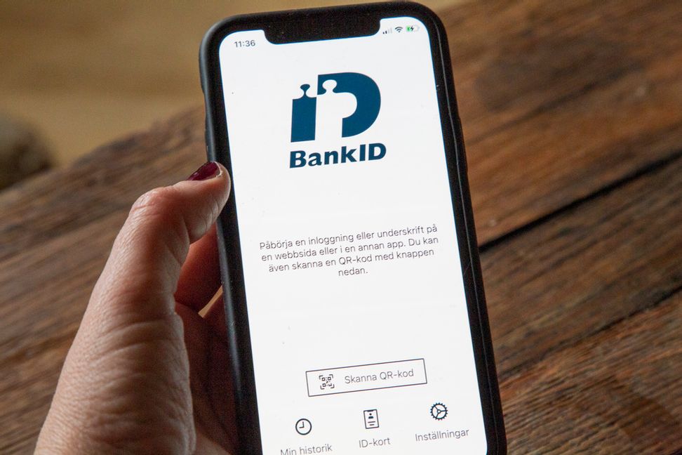 Bedragarna lurade äldre att logga in och bekräfta transaktionerna med hjälp av Bankid. Arkivbild. Foto: Martina Holmberg/TT