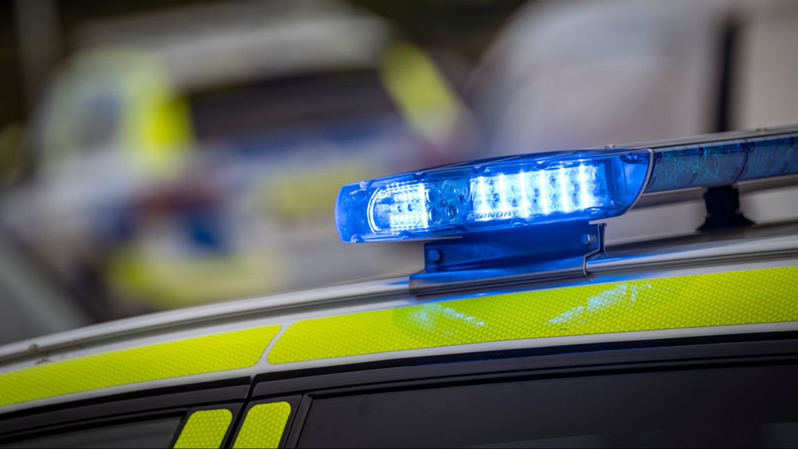 En misstänkt gärningsman ska ha försökt knivskurit flera personer under natten. Foto: Johan Nilsson/TT