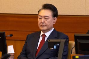 Yoon Suk-Yeol fråntogs presidentmakten den 14 december, då parlamentet röstade för att ställa honom inför riksrätt. På bilden ett förhör i landets konstitutionsdomstol i torsdags förra veckan. Joen Heon-Kyun/AP/TT