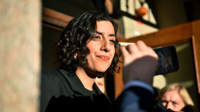 Simona Mohamsson (L) hade tre vägar att välja i regeringsfrågan. Foto: Viktoria Bank/TT