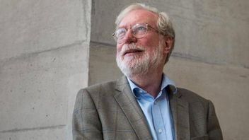 Ekonomen Paul Collier visar hur återvandring kan vara den bästa hjälpen till fattiga länder Foto: John Cairns/Oxford University