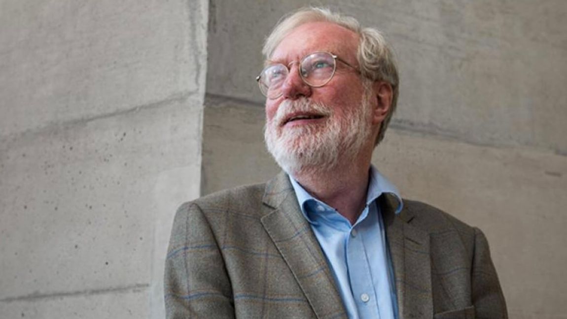 Ekonomen Paul Collier visar hur återvandring kan vara den bästa hjälpen till fattiga länder Foto: John Cairns/Oxford University