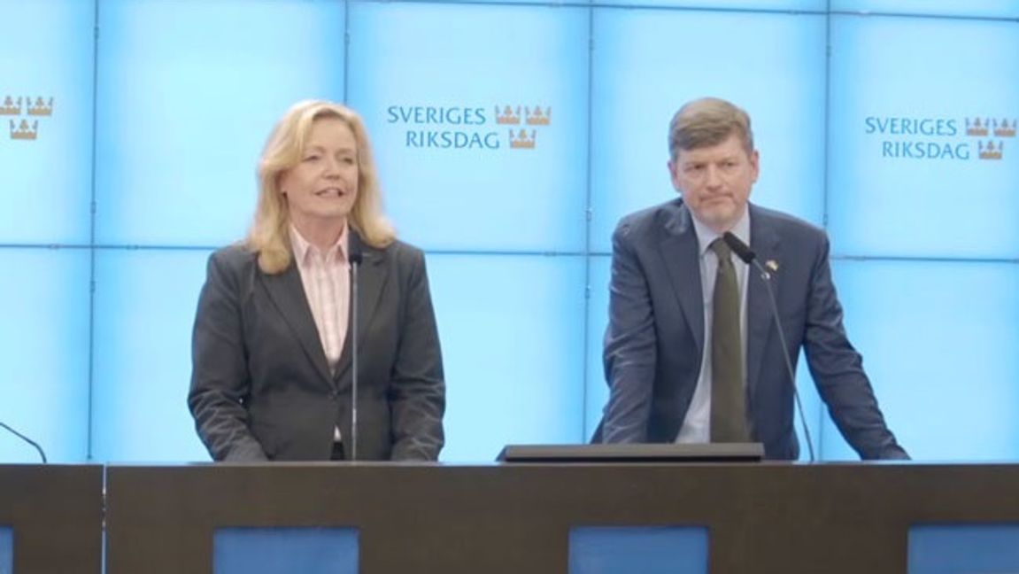 Skärmbild från Centerpartiets pressträff. Foto: Centerpartiet/Youtube. 