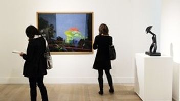 Många vill njuta av konst. Foto: Henrik Montgomery/ TT