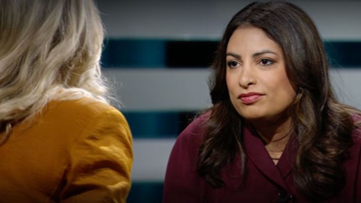 Nooshi Dadgostar i Agenda under söndagen. Foto: Faksimil/SVT.