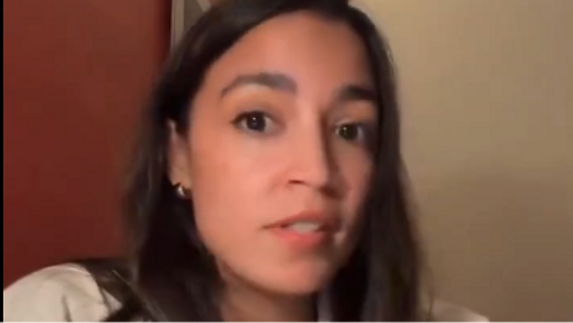 Alexandria Ocasio-Cortez kallar Donald Trump för en ”nynazist” i en färsk video. Foto: X