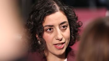 Simona Mohamsson (L). Liberalerna vill låta rektorer införa skoluniform för att öka disciplinen och stoppa skadliga trender. Foto: Caisa Rasmussen/TT