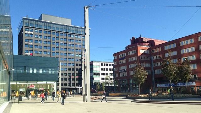 Jan Stenbecks torg i Kista. Foto: I99pema (CC BY-SA 3.0)