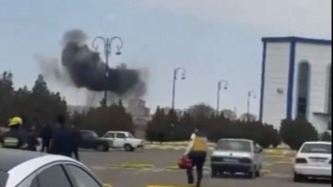 Drönarna slog ner i en flygplats och den andra nära en skola. Azerbajdzjan. Foto: Skärmdump/X