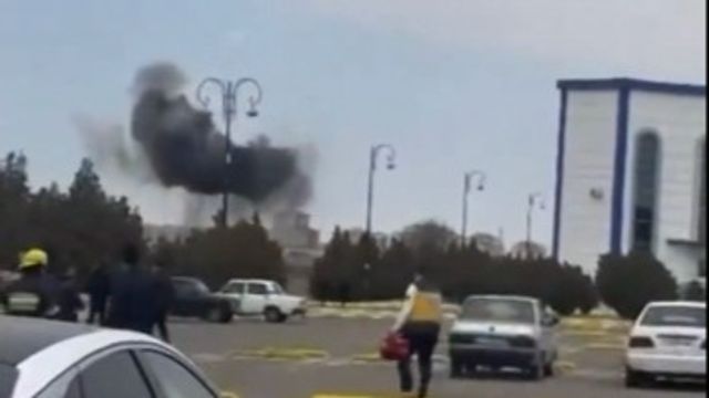 Drönarna slog ner i en flygplats och den andra nära en skola. Azerbajdzjan. Foto: Skärmdump/X