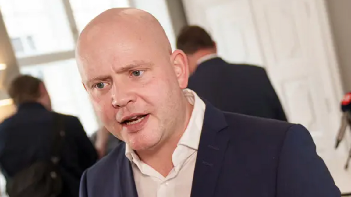 Danmarks kulturminister Jakob Engel-Schmidt hoppas lagförslaget ska stoppa missbruk av människors identiteter. Foto: Liselotte Sabroe/Scanpix/TT 