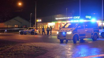 En kvinna är åtalad för mord på en 17-årig pojke i Norrköping. Foto: Niklas Luks/TT.