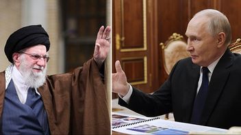 Bild: Office of the Iranian Supreme Leader via AP/Mikhail Metzel/Sputnik, Kremlin Pool Photo via AP