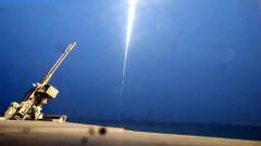 En amerikansk Tomahawk-robot avlossas i Irakkriget.
Foto: Adam Butler/AP.