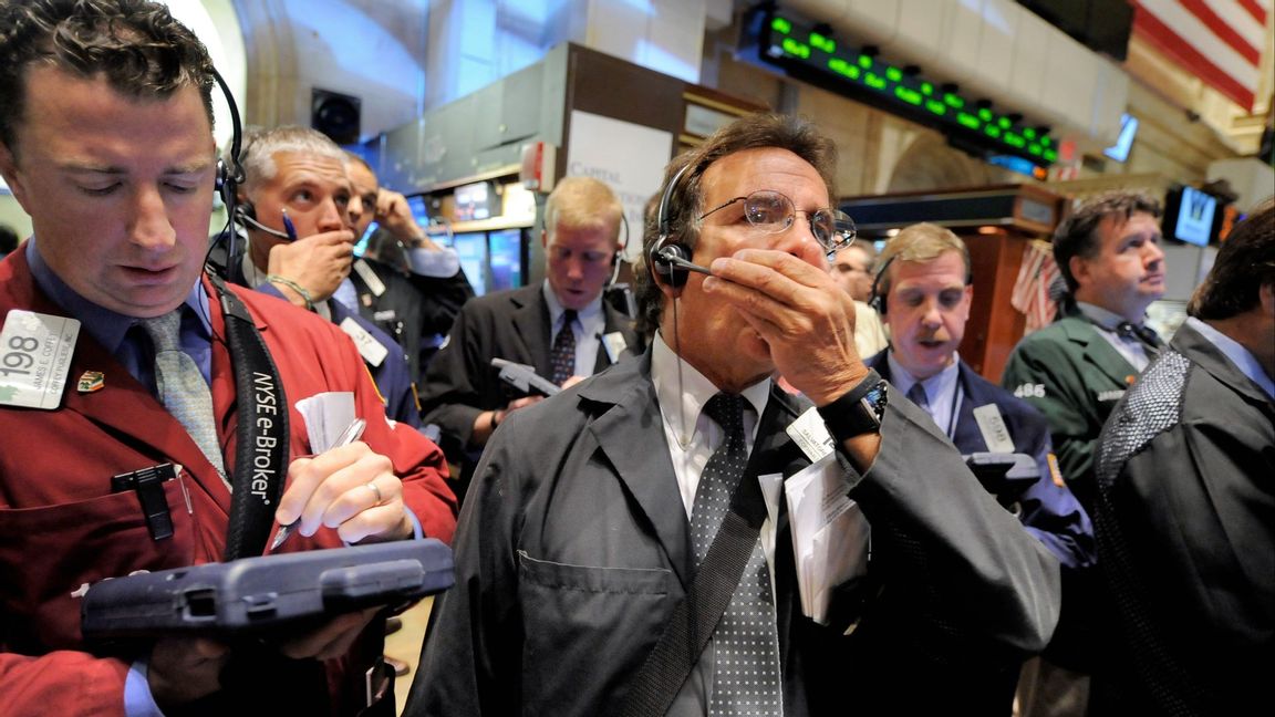 Aktiehandlare på Wall Street i New York. Foto: AP/Richard Drew/TT