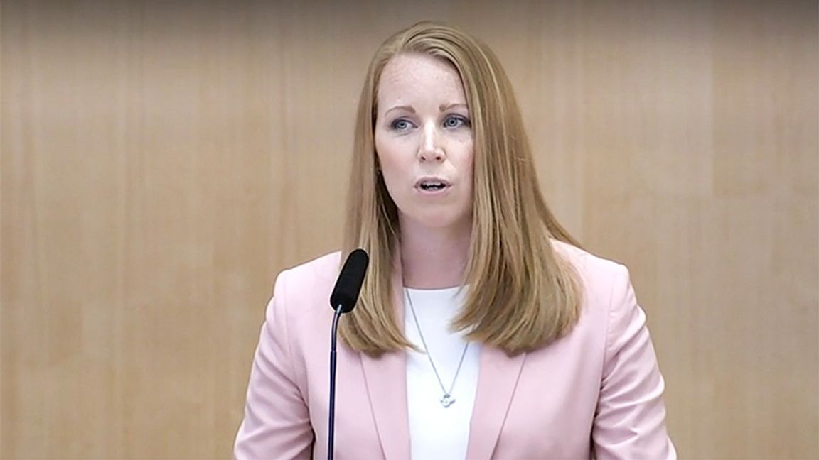 Annie Lööf (C) var kritisk mot Vänsterpartiet och Sverigedemokraterna. Foto: Riksdagen