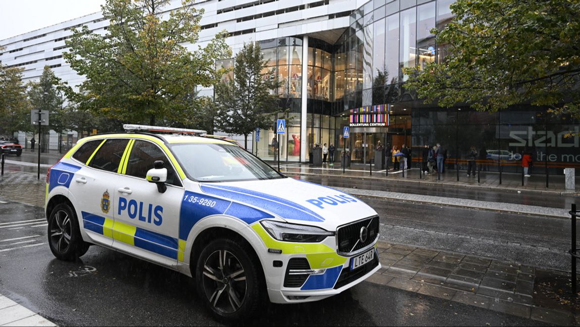 Polisen på plats i Sollentuna. Jessica Gow/TT