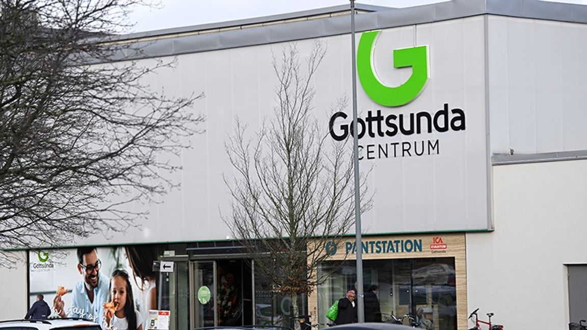 Fastighets AB Hemmaplan har förvärvat Gottsunda centrum för 515 miljoner kronor. Foto: Fredrik Sandberg/TT