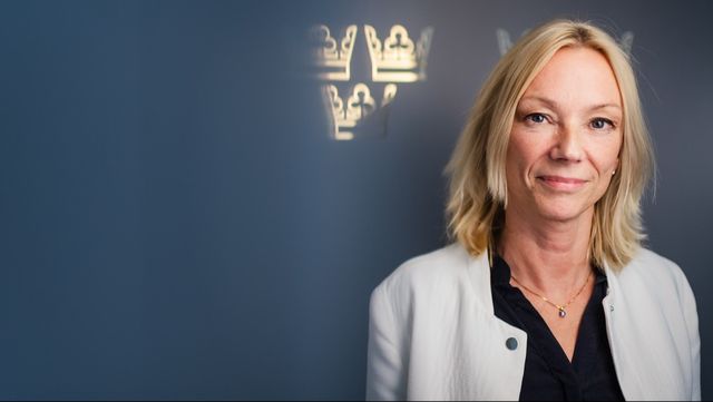 Riksgälden, med chefen Karolina Ekholm, presenterar månadssiffror. Arkivbild. Foto: STINA STJERNKVIST/SVD/TT