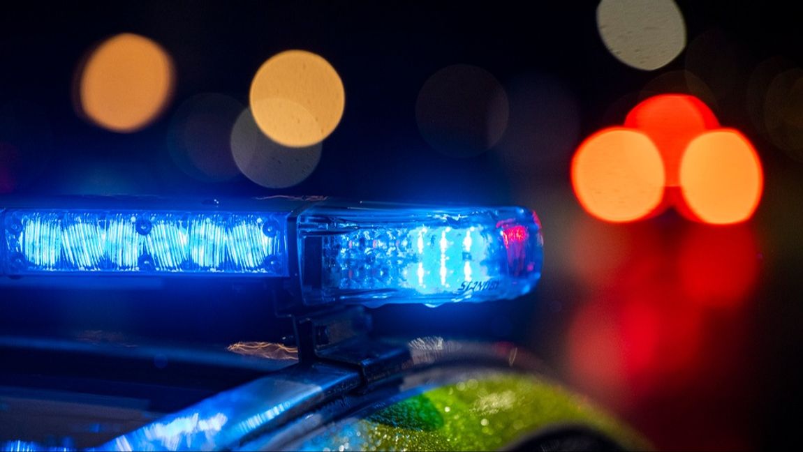 En man som sköt sig själv i armen åtalas för en rad brott. Arkivbild. Foto: JOHAN NILSSON/TT