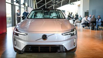 Volvo ES90 visas vid Volvo Cars bolagsstämma i i Volvohallen i Göteborg. Arkivbild. Foto: Björn Larsson Rosvall/TT