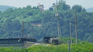 Nordkorea har tagit bort några av de högtalare som landet satt upp vid gränsen mot Sydkorea. Ahn Young-joon/AP/TT