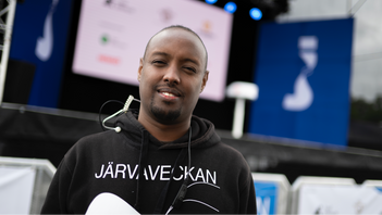 Ahmed Abdirahman, vd och grundare av stiftelsen Järvaveckan. Foto: Oscar Olsson/TT
