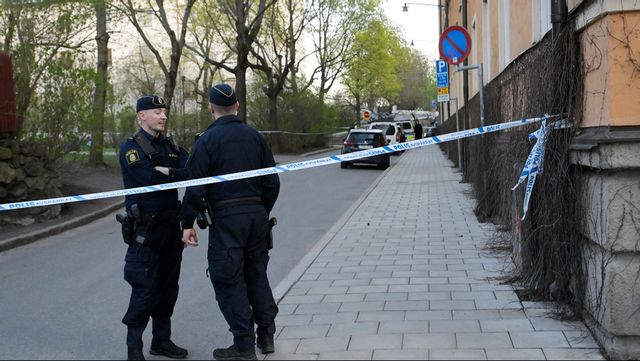 En tonårspojke har häktats misstänkt för en dödsskjutning i Stockholm. Arkivbild. Foto: Janerik Henriksson/TT