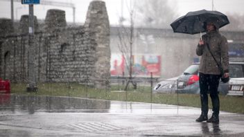 Regn och rusk och ombytligt väder i hela Skandinavien väntar. Foto: Sillerkiil (CC BY-SA 4.0)