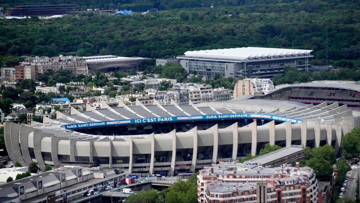 OS-arenan Parc des Princes där Israel ska spela fotboll. Foto: Christophe Ena/AP/TT