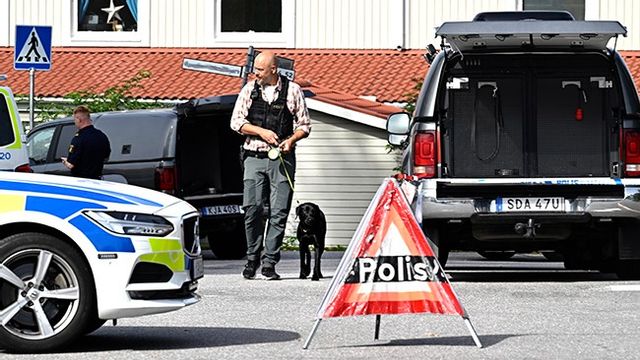 Det misstänkta mordet begicks i ett radhusområde i Vallentuna.Foto: Jonas Ekströmer/TT