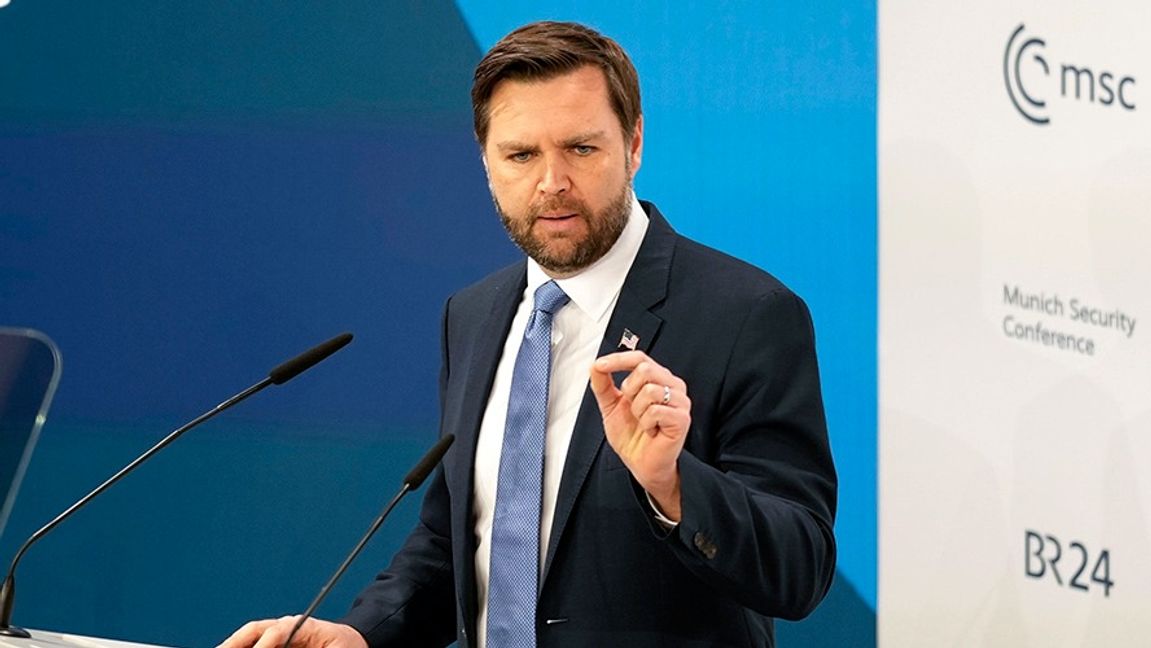 JD Vance nämnde domen i Sverige mot Salwan Najem i sitt tal i München tidigare i år. Foto: Matthias Schrader/AP/TT