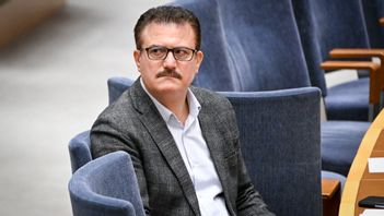 Jamal El-Haj lämnar S – men inte riksdagen. Foto: Jessica Gow/TT