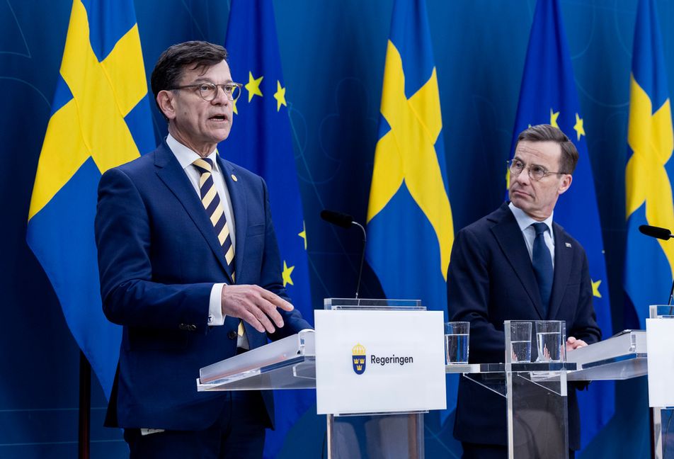 Sveriges nationella säkerhetsrådgivare Henrik Landerholm och statsminister Ulf Kristersson (M) under en pressträff i fjol. Foto: Christine Olsson/TT