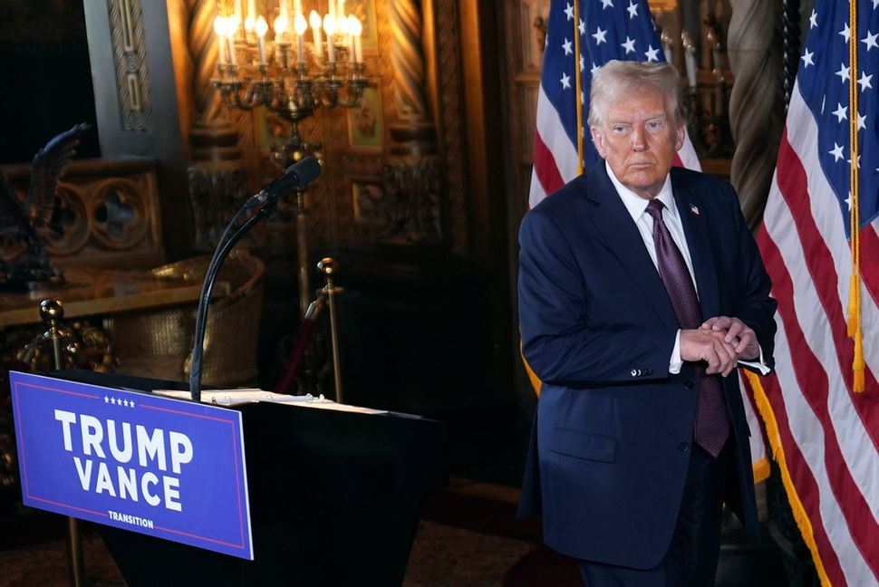 Donald Trump under tisdagens pressträff på Floridaresidenset Mar-a-Lago. Foto: Evan Vucci/AP/TT