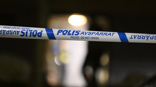 Två explosioner har skett i nära anslutning till varann i ett villaområde i Ritorp i Södertälje. Foto: Jessica Gow/TT 