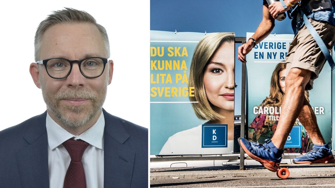 Mattias Ingeson (KD), samt kristdemokratiska valaffischer på Tegelbacken i Stockholm inför valet 2018. Foto: Riksdagen/Tomas Oneborg/TT.